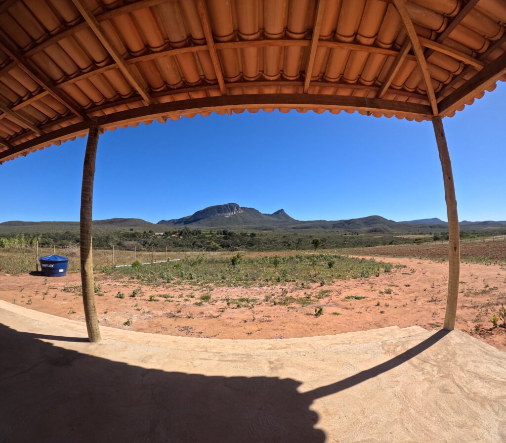 Varanda em casa de chácara em Piatã na Chapada Diamantina